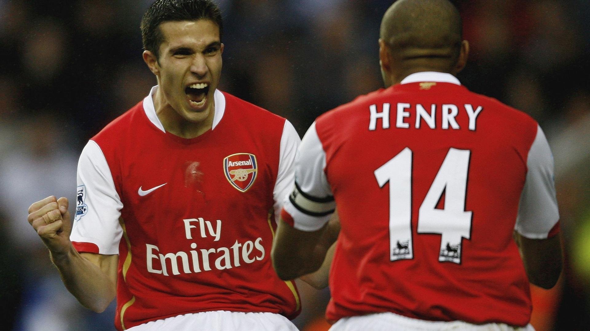 米兰体育官方网页版-英超球队采用AI技术监测比赛中体能消耗曲线，英超球员身体素质